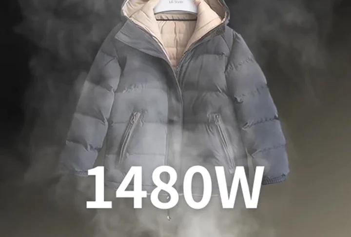 회색 패딩 재킷이 화면 중앙에 걸려 있고, 재킷 주위로 증기가 퍼져 나가며, 하단 중앙에는 1480W라는 흰색 텍스트가 표시되어 있습니다. 재킷은 지퍼가 잠겨 있고, 안감은 밝은 색상으로 보입니다. 이러한 장면들은 의류 관리기의 기능과 성능을 강조하는 것으로 보입니다.
